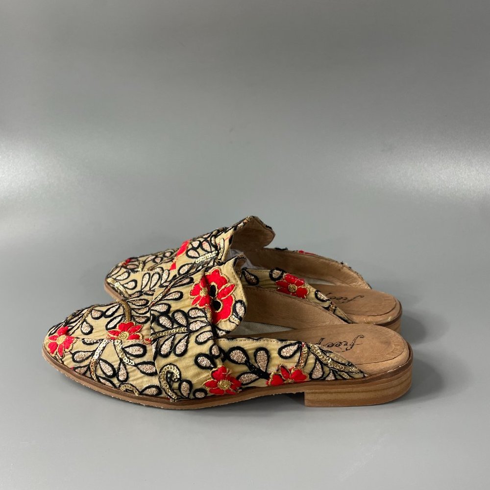 Free People Gold Embroidered Loafers, Size 36 - Picture 5 of 10